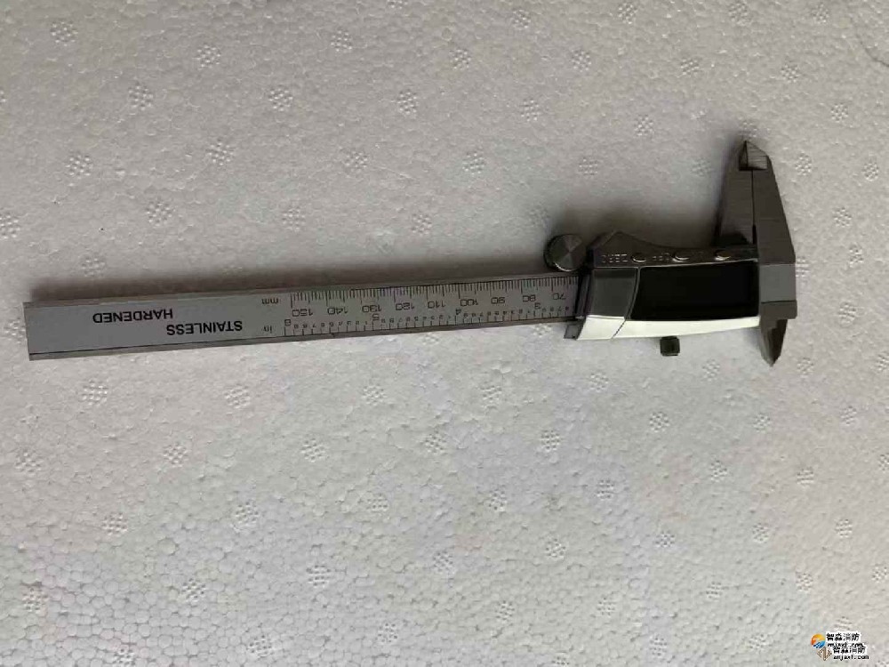 天津游标卡尺150mm/精度：0.02mm